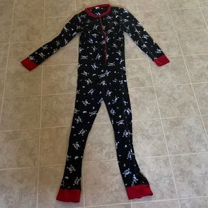 Skull and hearts onsie pajama